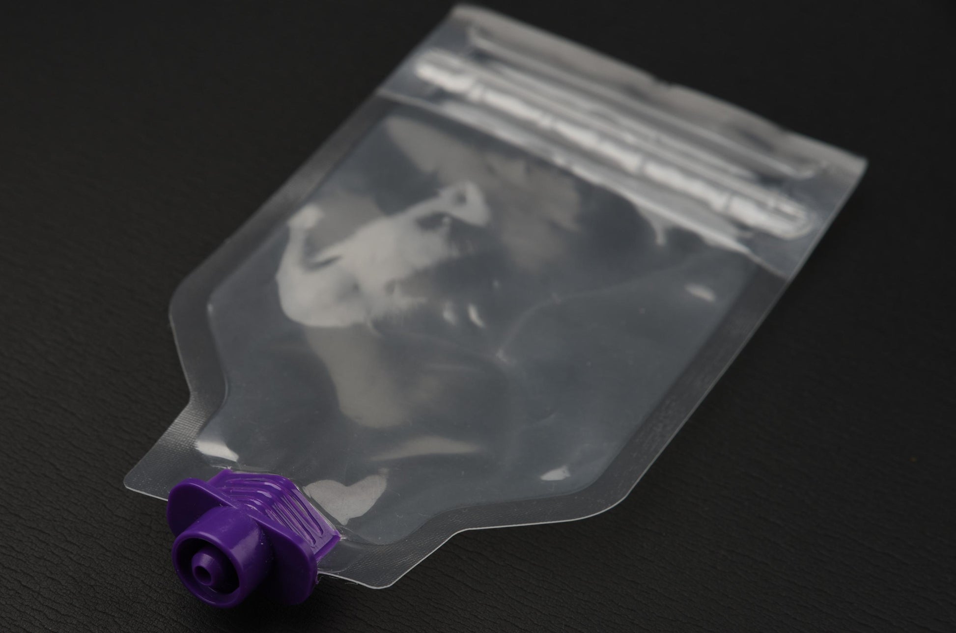 Side Capture of Pill Pouch with Locking ENFit