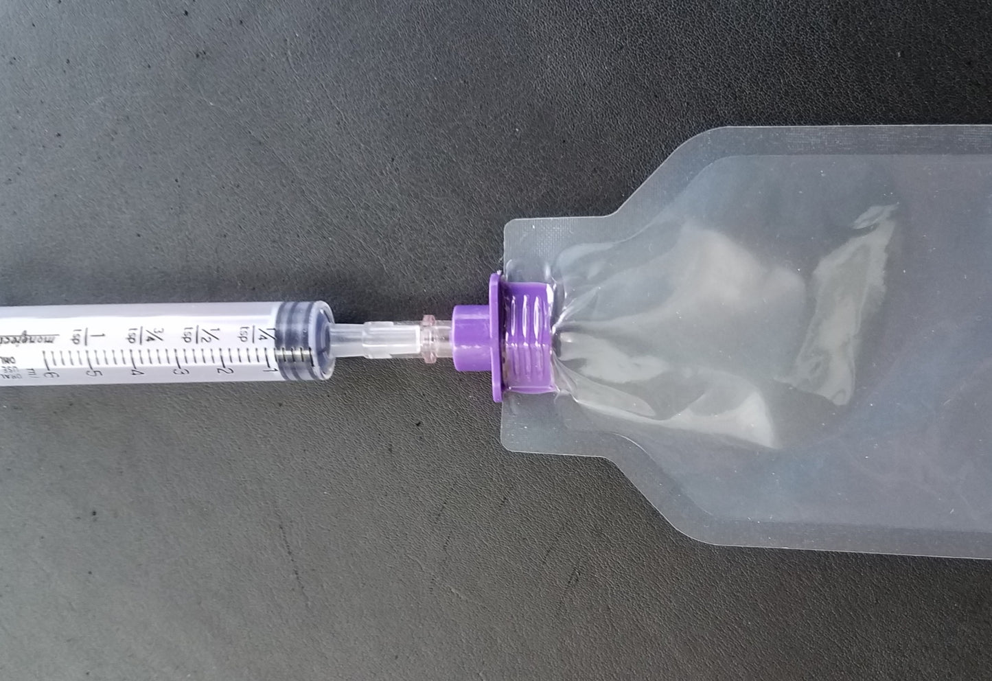 ENFit® to Oral Adapter, EO02 and EO05